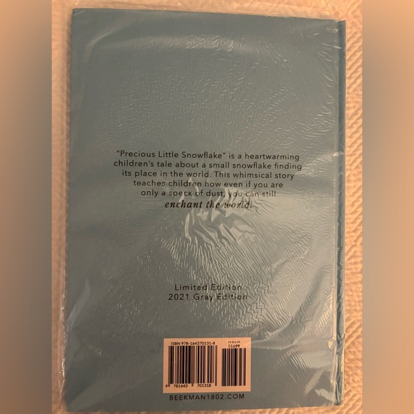 ❄️“THE PRECIOUS LITTLE SNOWFLAKE” BOOK❄️ - Picture 5 of 5